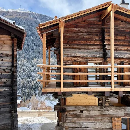 Alpehytte Le Grenier D'isabelle - Raccard En Anniviers *