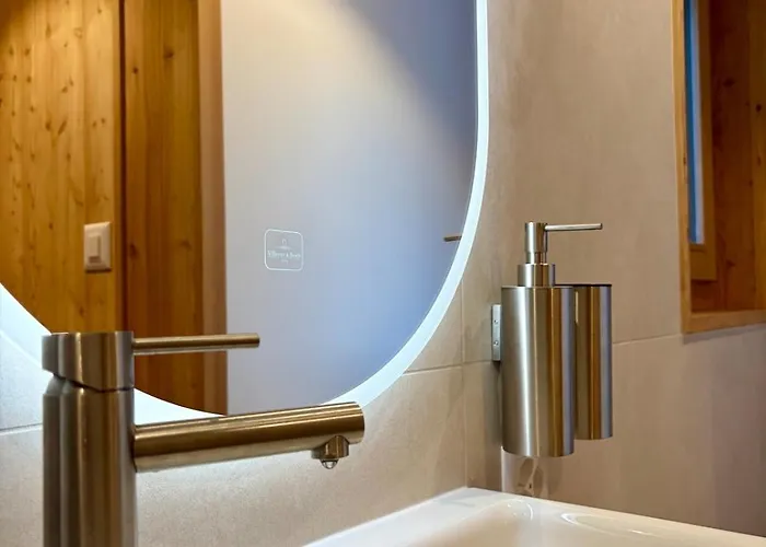 Chalet Le Grenier D'isabelle - Raccard En Anniviers *